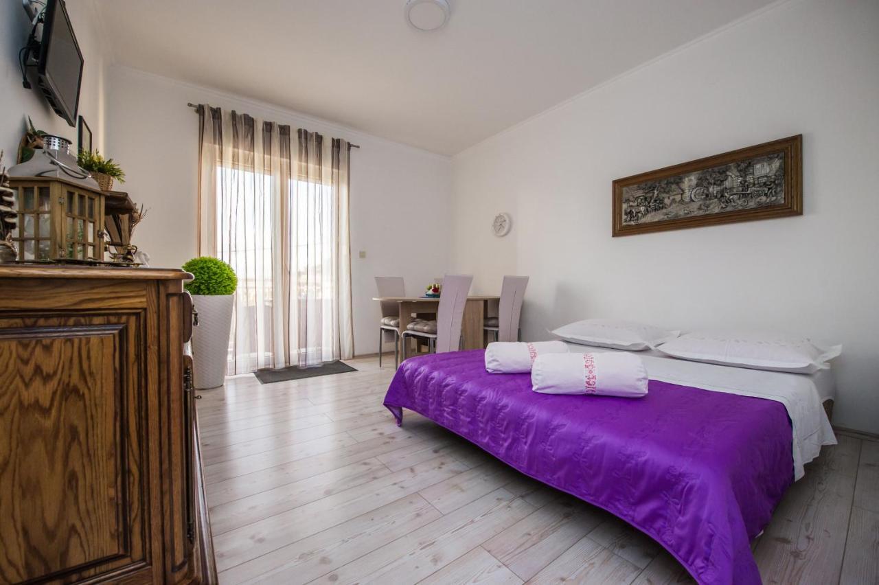 Apartments Nino Podstrana Kültér fotó