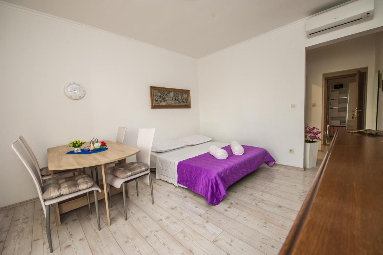 Apartments Nino Podstrana Kültér fotó