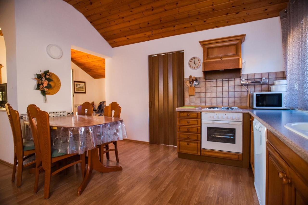 Apartments Nino Podstrana Kültér fotó
