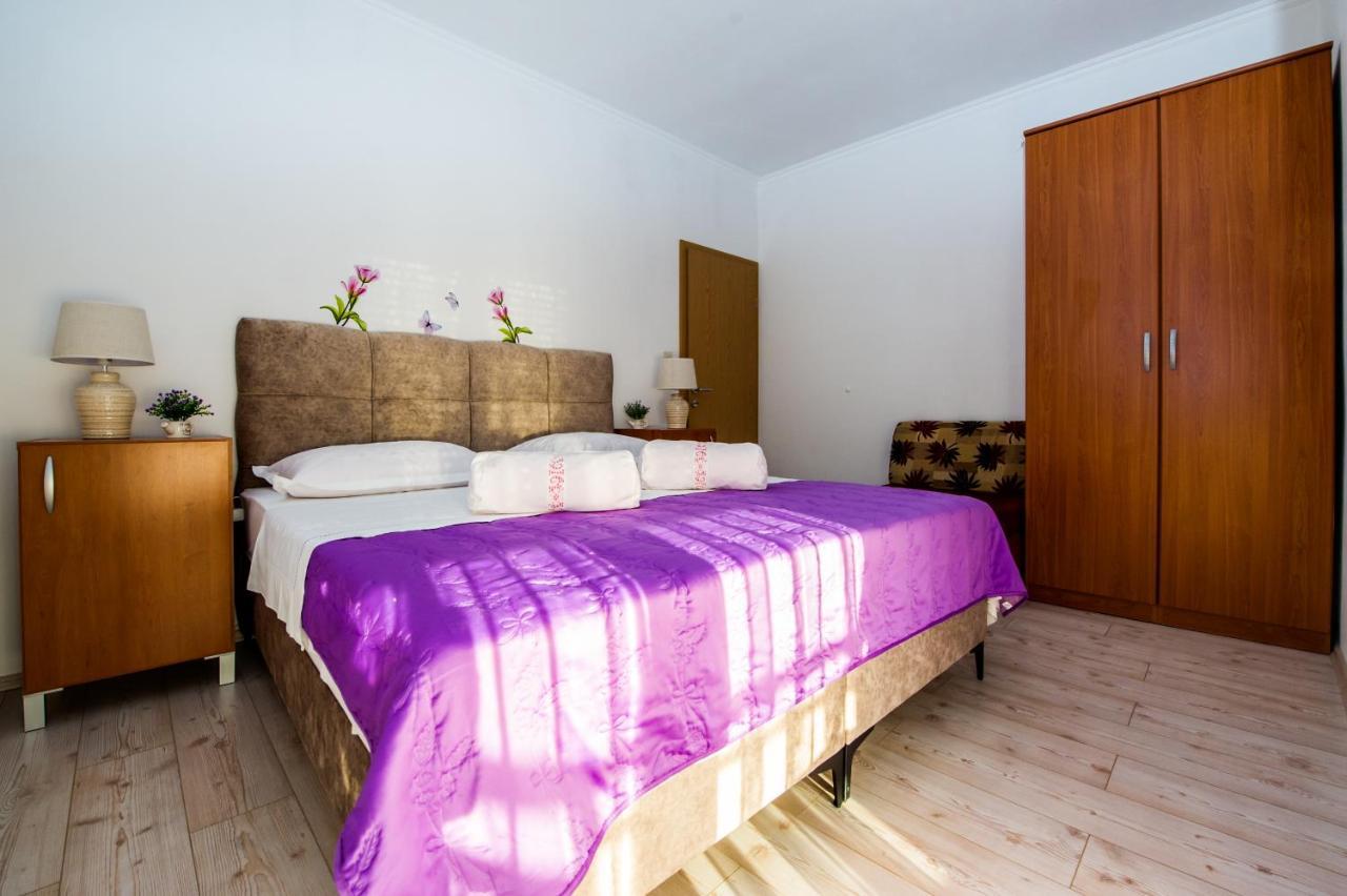 Apartments Nino Podstrana Kültér fotó